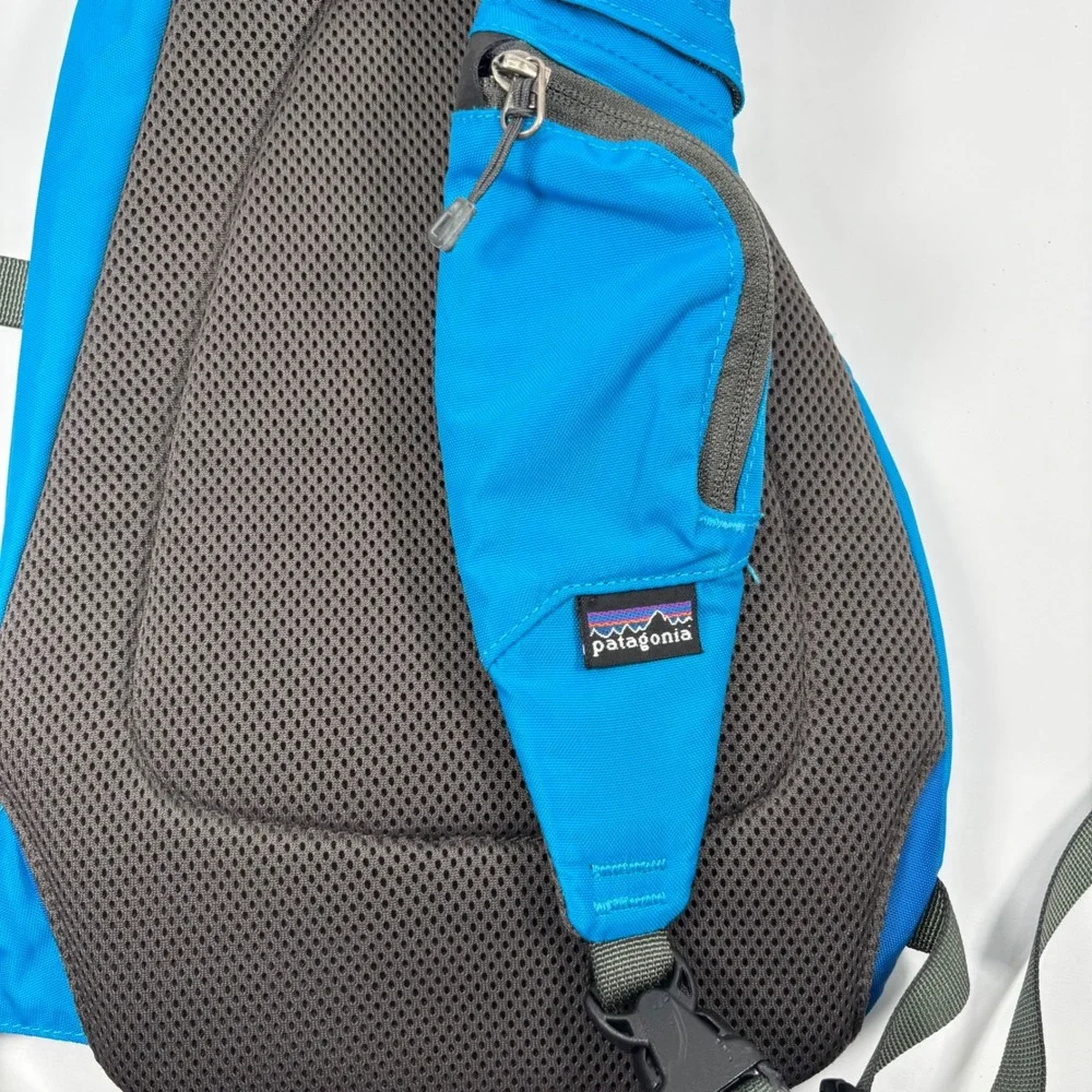 Patagonia Unisex 8L Sling Bag Atom Blue Crossbody Backpack Tudorza Pressard Logo
